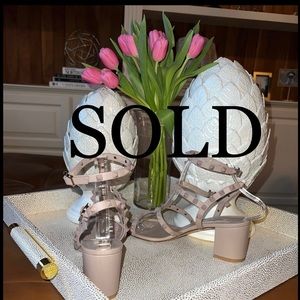 NWT Valentino Garavani Tonal Rockstud Caged Sandal